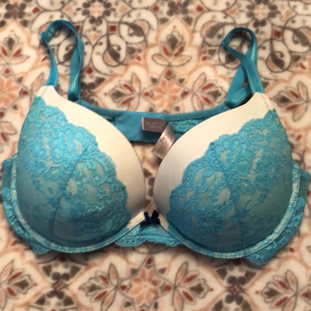 Victoria Secrets Push up Bra